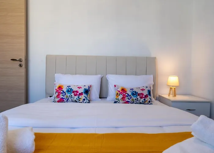 Diamond's 2-bedroom In Larnaca