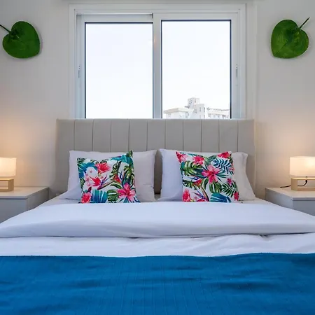 Апартаменты Diamond's 2-bedroom In *