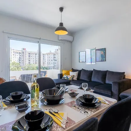 Apartment Diamond's 2-bedroom In Larnaca