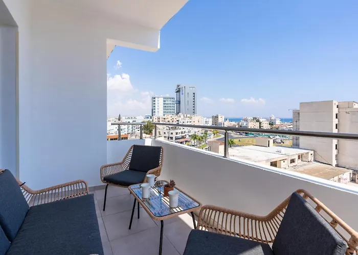 Diamond's 2-bedroom In