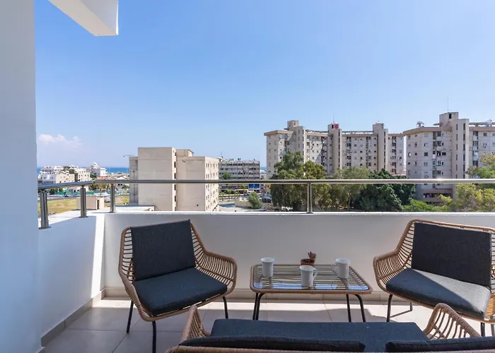 Diamond's 2-bedroom In * Λάρνακα