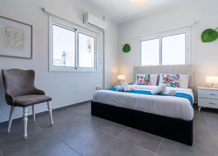 Diamond's 2-bedroom In