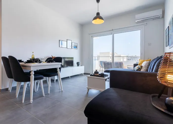 Diamond's 2-bedroom In